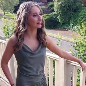 Meet your Posher, Mia